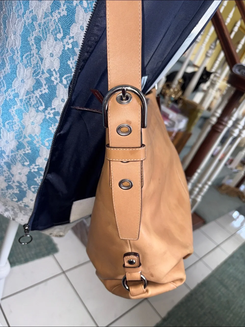 Coach SoHo F15084  convertible bag  shoulder /Crossbody  smooth leather tan EUC